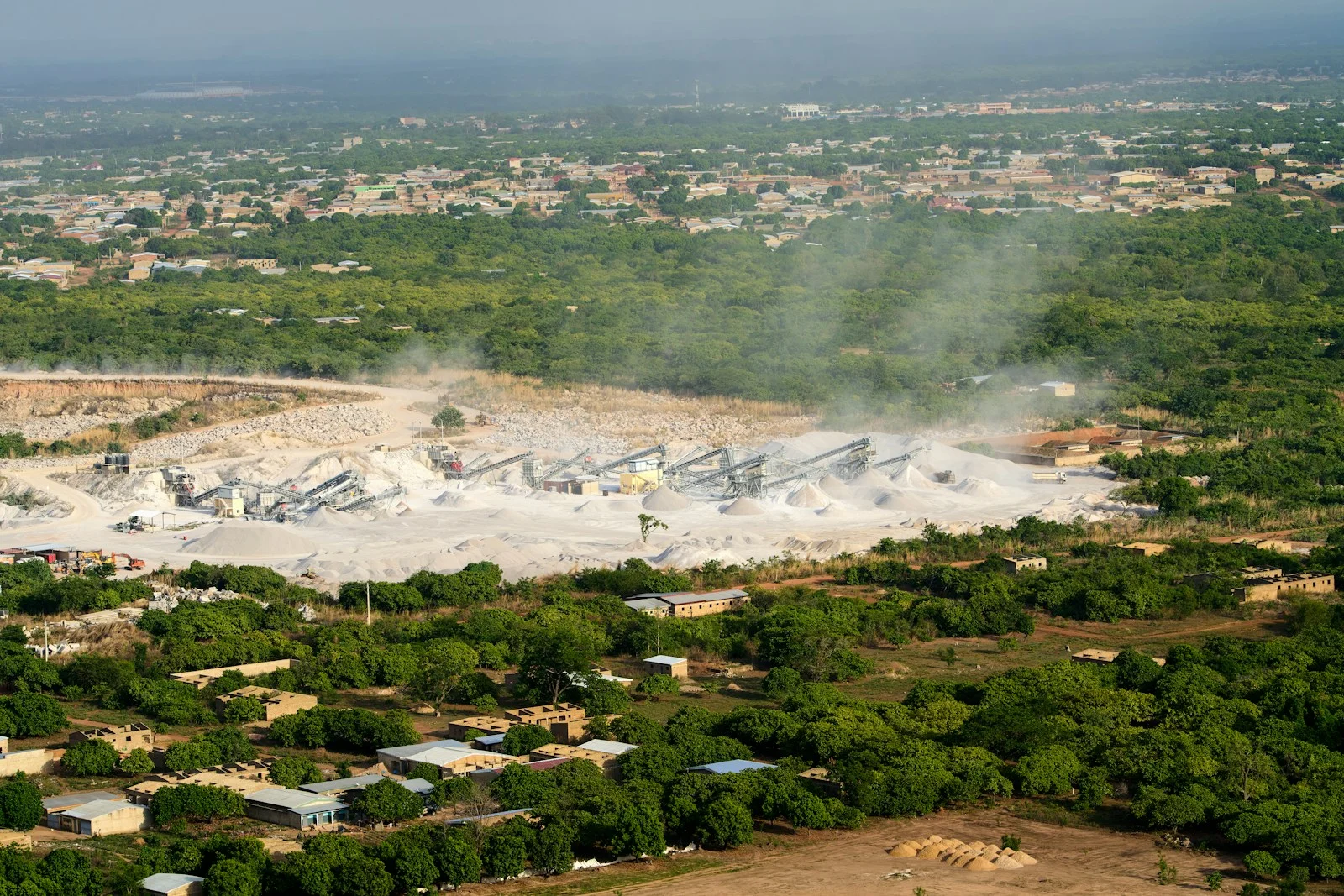 Mineral quarry and processing equipment